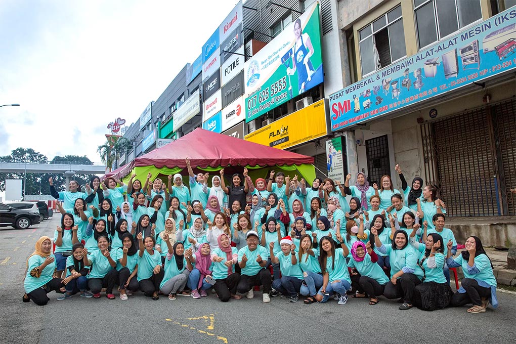 iShine Cleaning Services Team